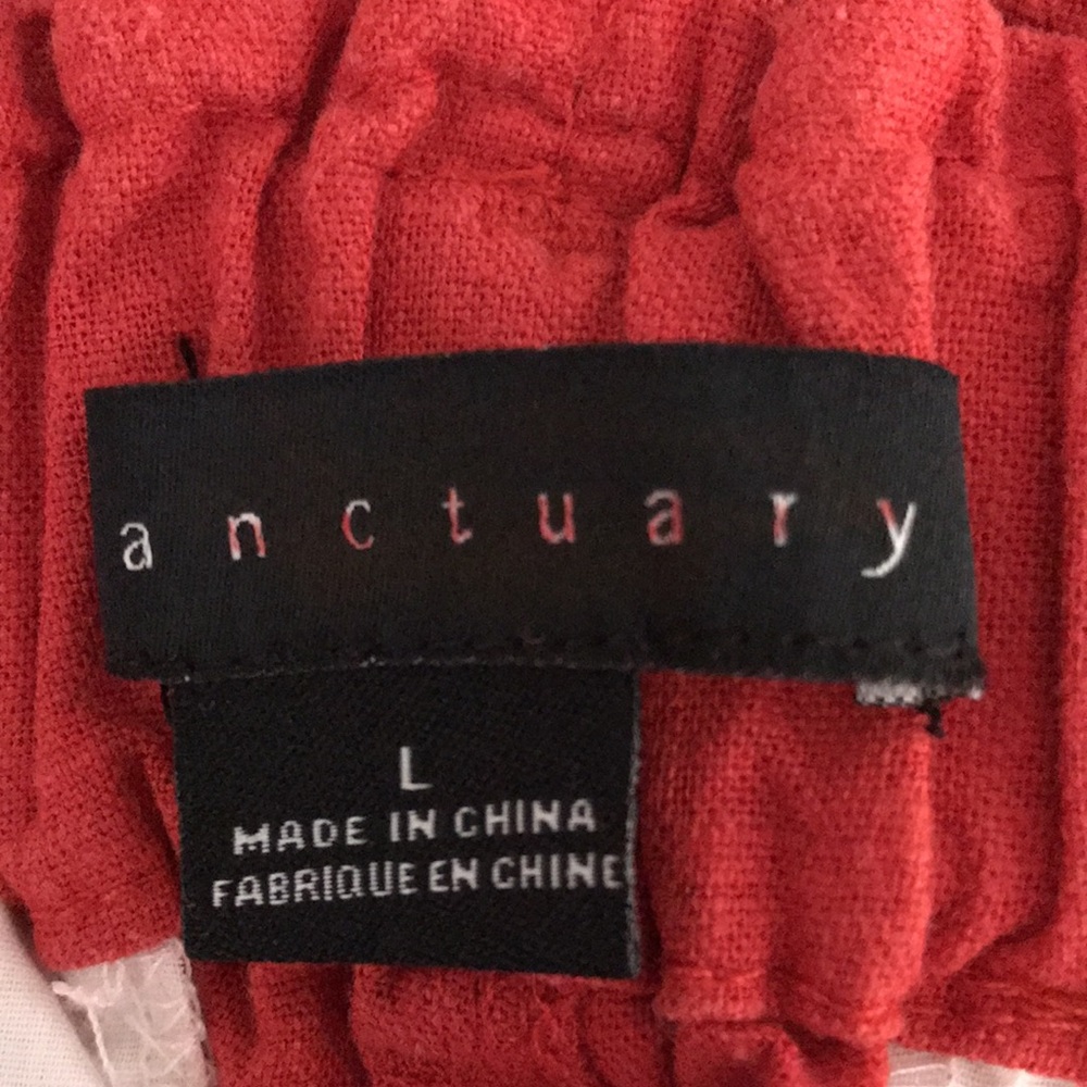 Sanctuary Shorts red includes belt, pockets, size large - Picture 5 of 7